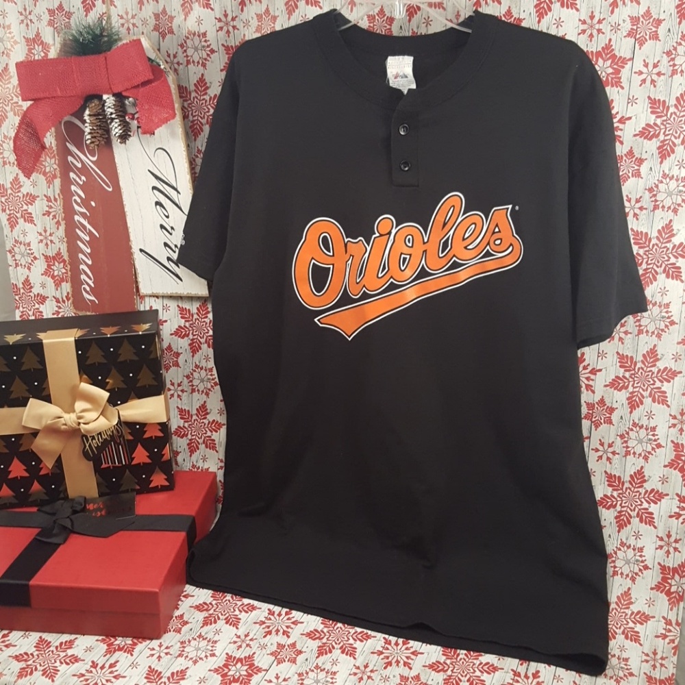Majestic Orioles button up tee